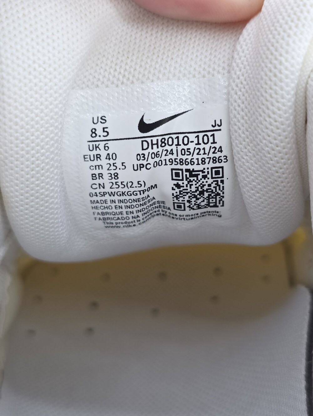 Nike Womens Air Max 90 White Black Retro Sneakers Shoes DH8010-101 Size 8.5 - Picture 13 of 13